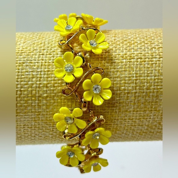 Vintage Signed Coro Yellow Daisy Flowers Rhinestone Dainty Bracelet Earring - Picture 1 of 14